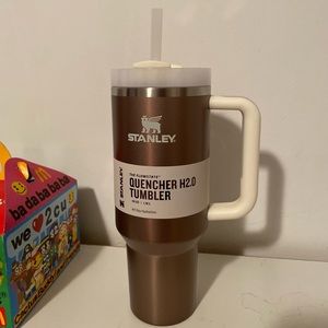 NEW Stanley Adventure Quencher H2.0 Flowstate Tumbler 40 oz - Rose Quartz Glow